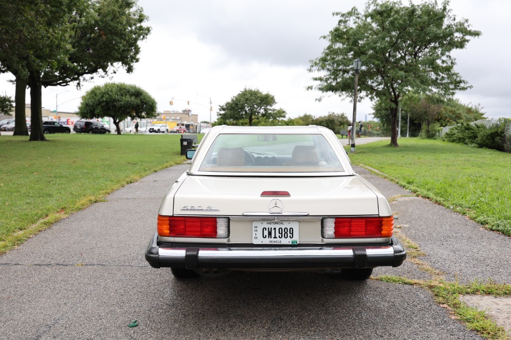 1989 Mercedes-Benz 560 SL 6