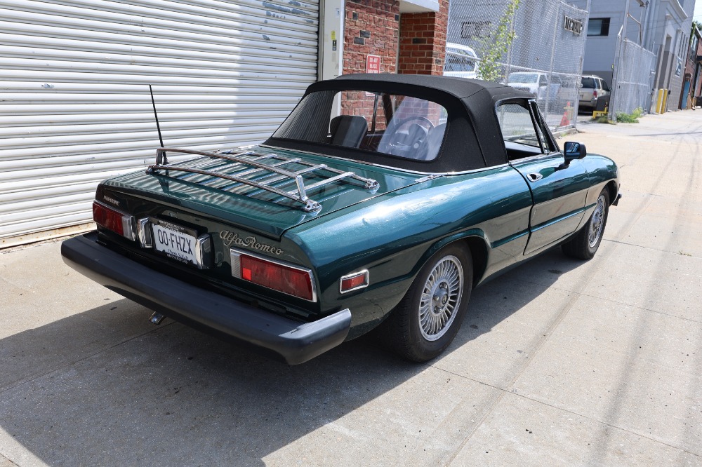 1976 Alfa Romeo 2000 Spider 5