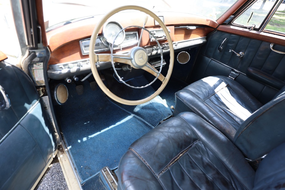 1956 Mercedes-Benz 300 SC 9