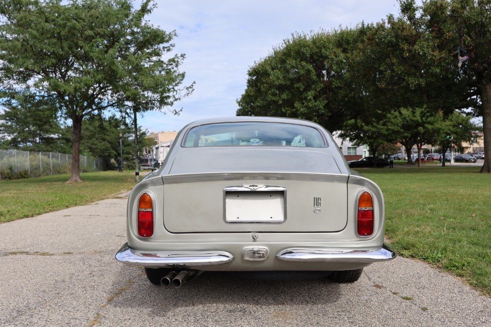 1967 Aston Martin DB6 6