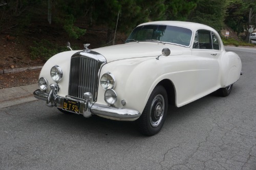 Used 1953 Bentley R-Type for sale $995,000 at Gullwing Motor Cars in Astoria NY