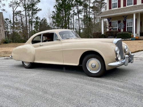 Used 1952 Bentley R-Type Fastback for sale $995,000 at Gullwing Motor Cars in Astoria NY