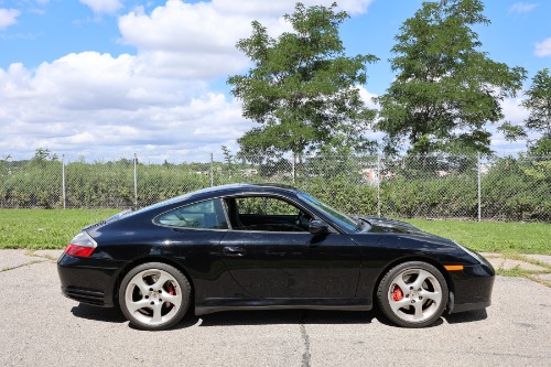 Used 2002 Porsche 911 C4S for sale $59,500 at Gullwing Motor Cars in Astoria NY 11103 3