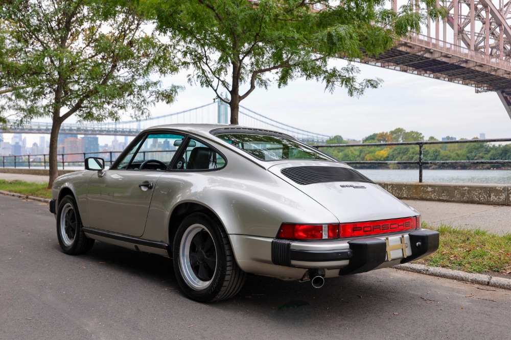 1982 Porsche 911 - Photo 7